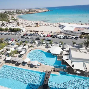 vassos-nissi-plage-hotel.hotelsatayianapa.com/